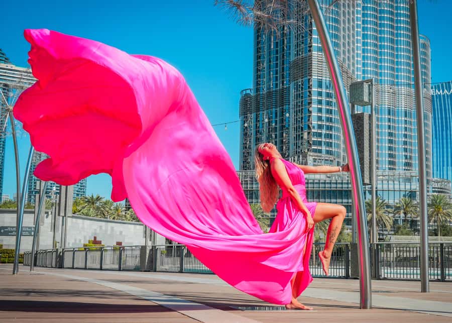 Dubai: Burj Khalifa Flying Dress Videography Shoot - Timing, communication, and small risks