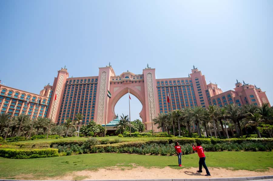 Dubai City Half-Day Tour - Jumeirah Road and the mosque photo stop
