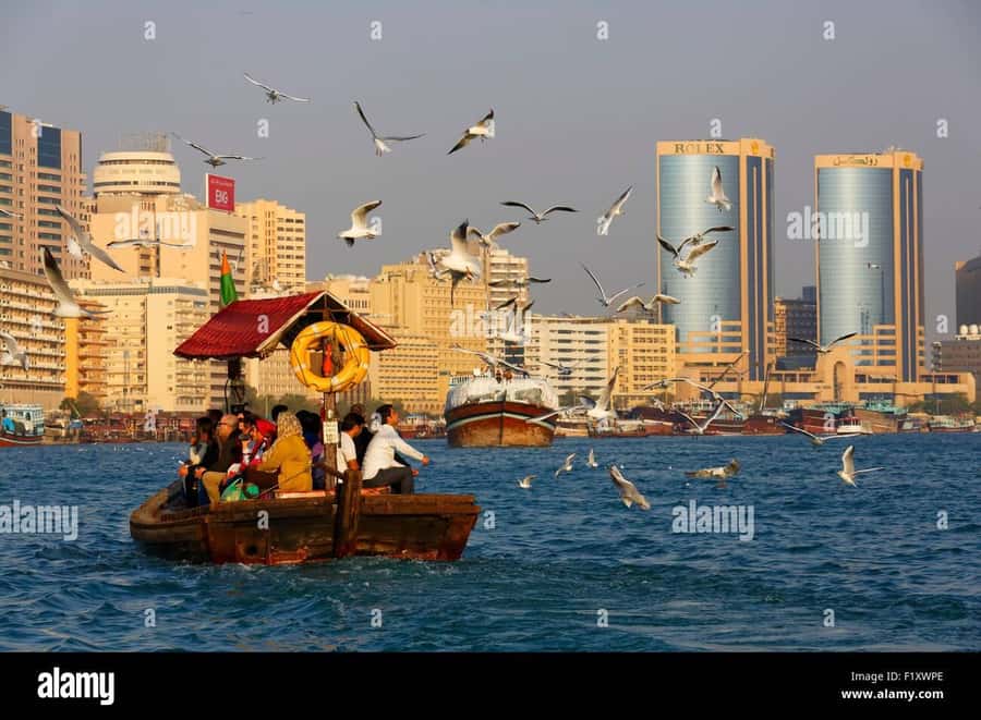 Dubai: City Highlights Private Layover Tour with Transfer - Palm Jumeirah and the Atlantis hotels