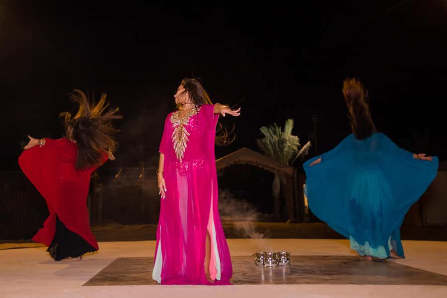 Dubai City Tour and Evening Desert Safari Combo - A dinner with three regional food traditions
