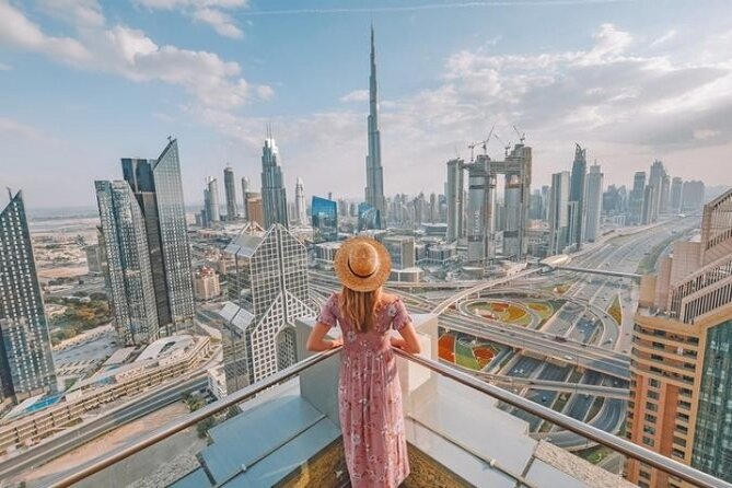 Dubai City Tour | Old and New Dubai Sightseeing Tour - Souk Madinat Jumeirah and the view toward Burj Al Arab