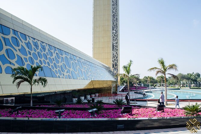 Dubai City Tour with Desert Safari & BBQ Dinner - BBQ dinner and evening entertainment