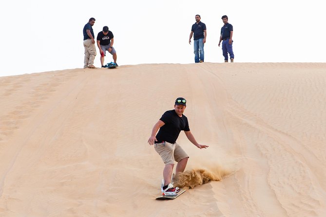 Dubai Combo:City Tour and Premium Desert Safari with all Activities - Day two: falconry and the road into the desert