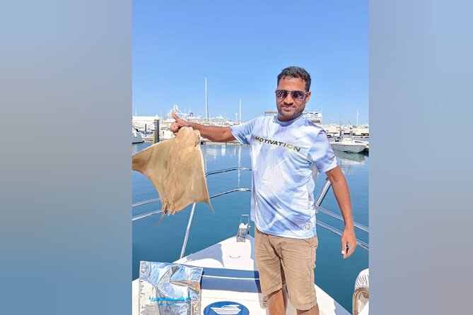Dubai Deep Sea Fishing 4 hours + BBQ of Catch - Why the private format matters