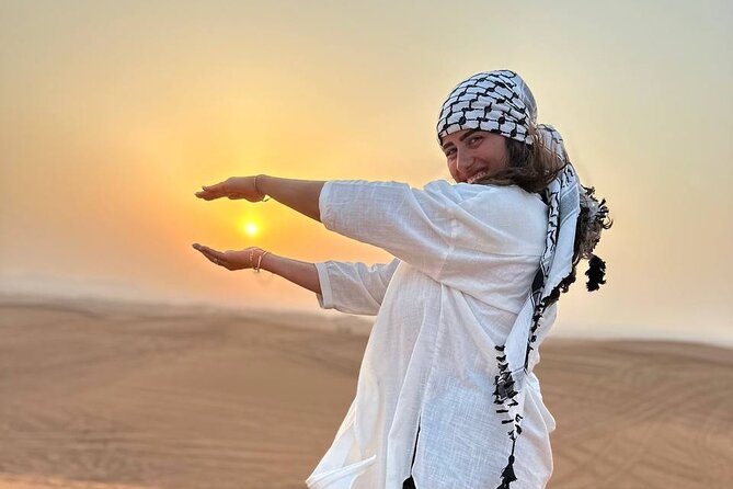 Dubai: Desert Safari, Quad bike and Sand boarding with BBQ Dinner - Belly dance, Tanura, and fire performances