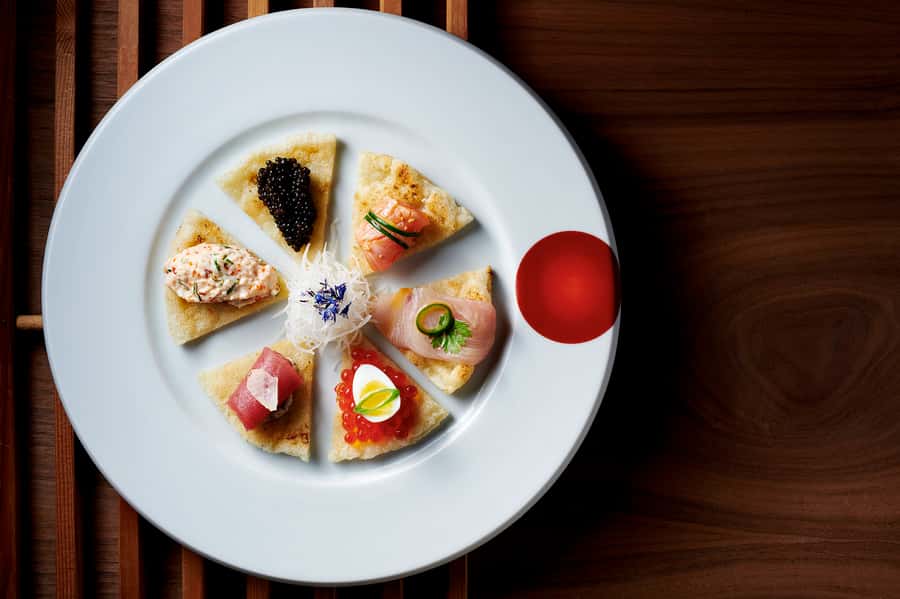 Dubai: Dinner at Kaleidoscope in Atlantis the Palm - Asian specialties and live cooking stations