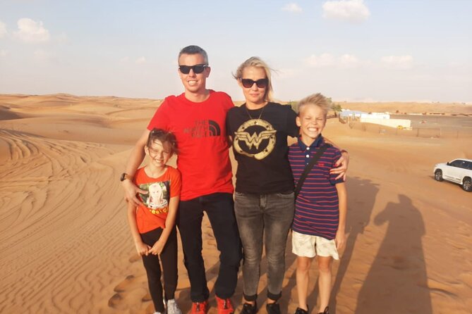 Dubai Dinner Desert Experience with 01 Hour quad bike and camel ride - Which guide matters most