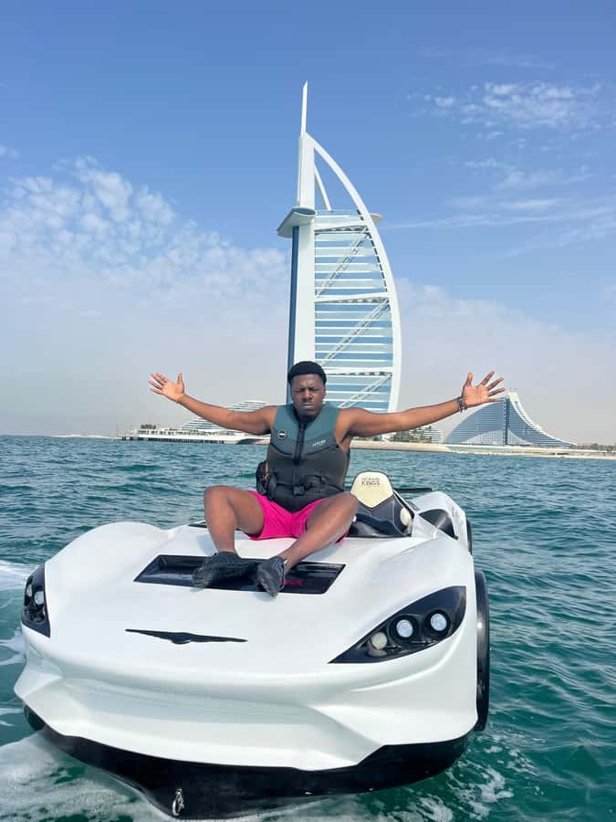 Dubai: Dubai Marina Jetcar Ride - Safety, clothing, and practical comfort