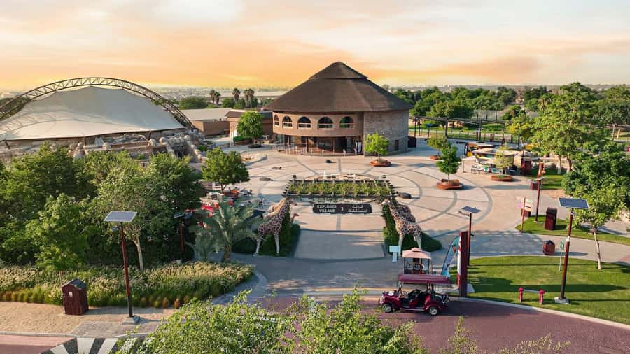 Dubai: Dubai Safari Park Entry Pass - Food, rest areas, and practical comfort