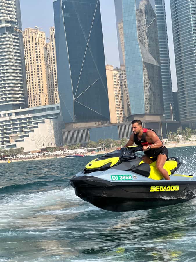 Dubai East: Guided JetsKi Ride with Sound System! - What the 30-minute option really gives you