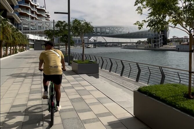 Dubai Electric Bicycle Tour - The marine club and the Jumeirah coast