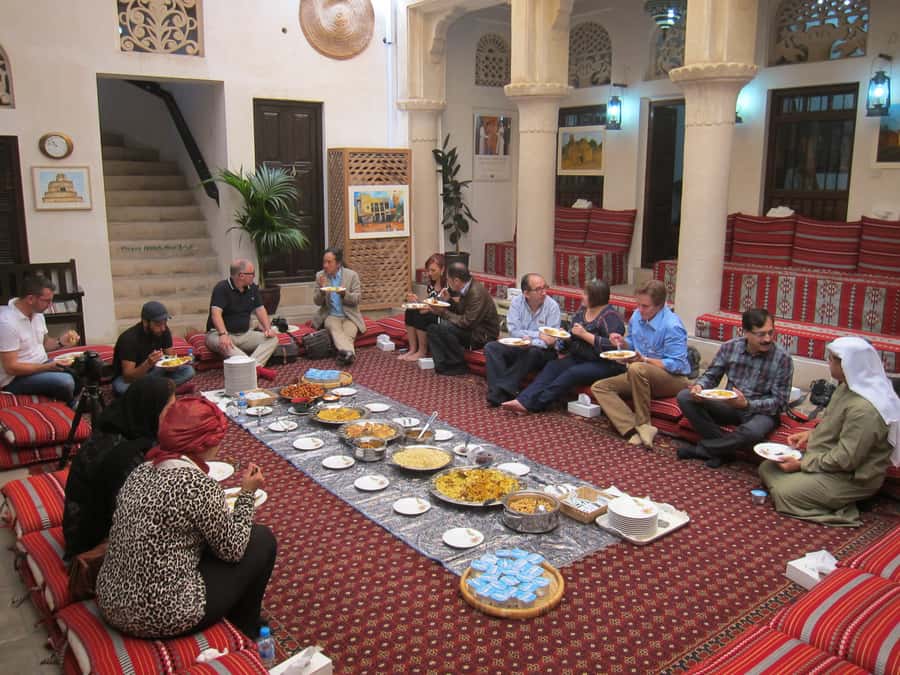Dubai: Emirati Brunch & Culture - A courtyard meal in old Dubai