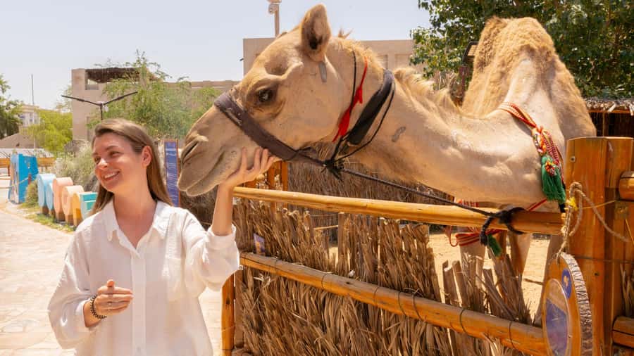 Dubai: Emirati Cultural Experience with Emirati Meal - Seeing Bedouin life beyond the city