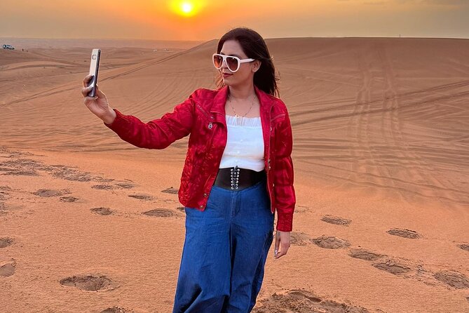 Dubai Evening Desert Safari - Sunset photography adds a useful pause