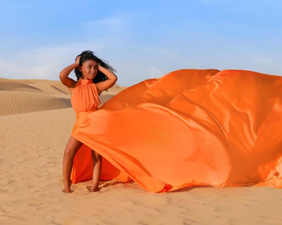 Dubai: Flying Dress Photoshoot Experience - The beauty service before the camera comes out