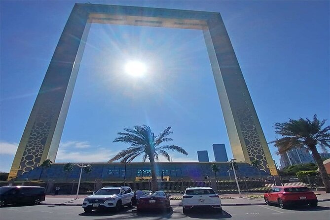 Dubai Full Day City Tour Evening Fountain Show Burj Khalifa - Atlantis and the long sweep across Palm Jumeirah