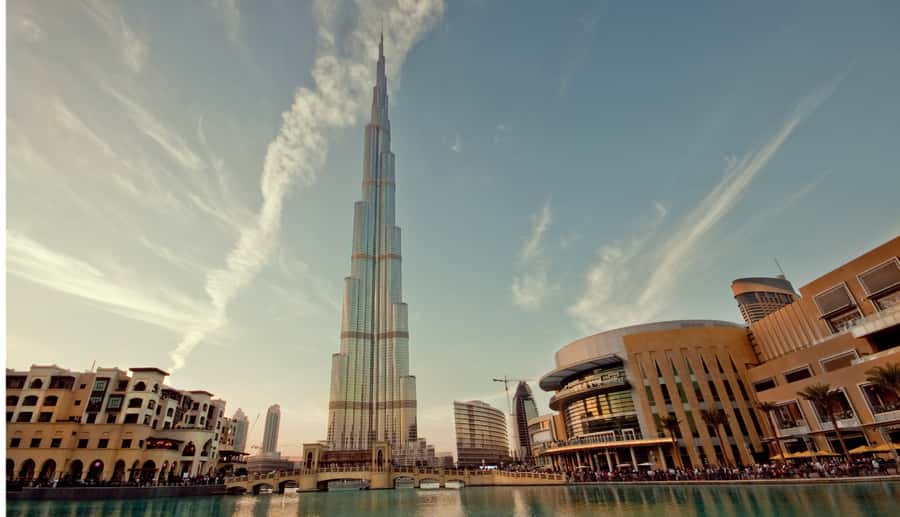 Dubai: Full-Day Private Highlights Tour with Hotel Transfers - Dubai Mall, the fountains, and the aquarium