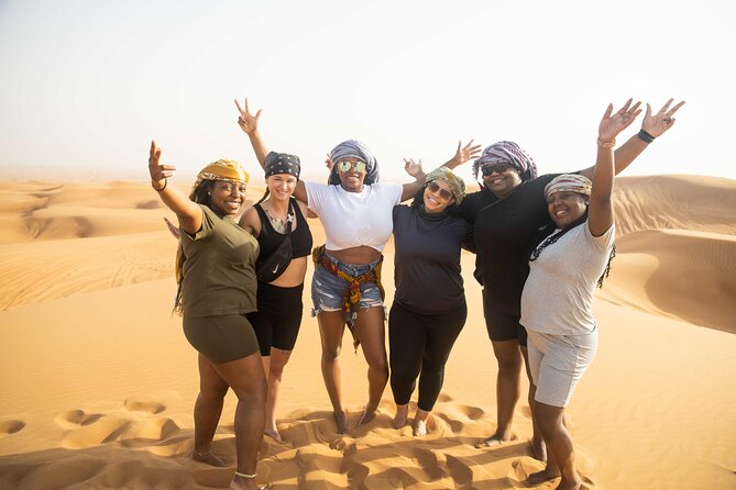 Dubai Half-day Red Dunes bashing with Sandboarding, Camel &Falcon - Key points at a glance