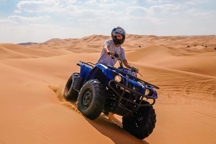 Dubai: Helicopter Ride, Desert Safari, Camels & Refreshments - Who should book this experience?