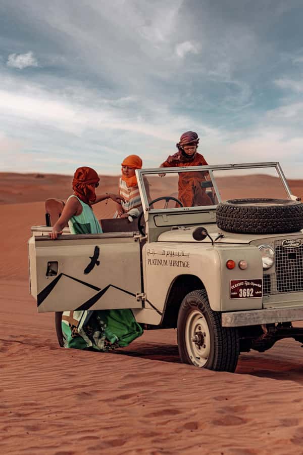 Dubai: Heritage Safari in Vintage Land Rover with Dinner - The four-course Emirati dinner