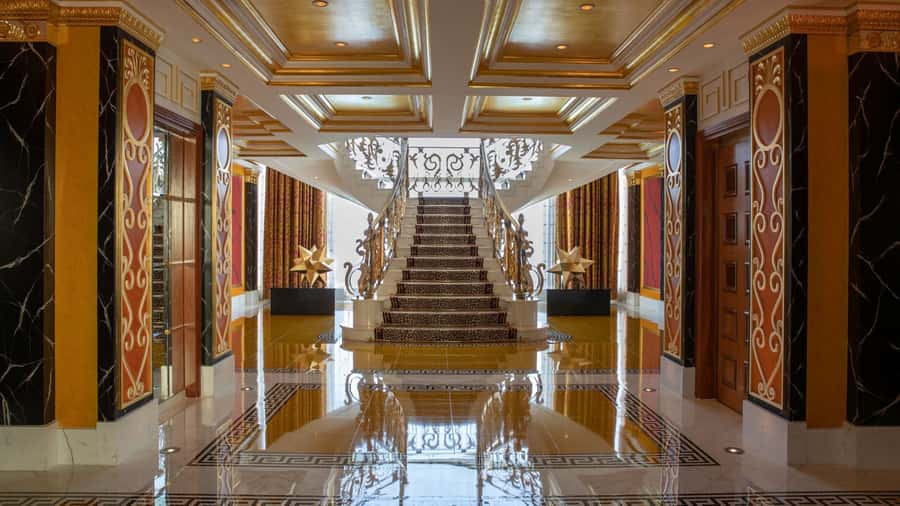 Dubai: Inside Burj Al Arab Guided Tour with Optional Extras - Why the Burj Al Arab tour is worth considering