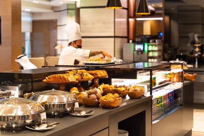 Dubai International Airport (DXB) T3/T1/T2 VIP Lounge Access - Comfort, noise, and sleeping space