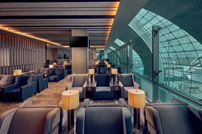 Dubai International Airport Plaza Premium Lounge at Terminal 3 - Food from Arabic, Asian, and international kitchens