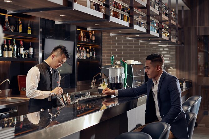 Dubai International Airport Plaza Premium Lounge at Terminal 3 - Who should book this lounge?