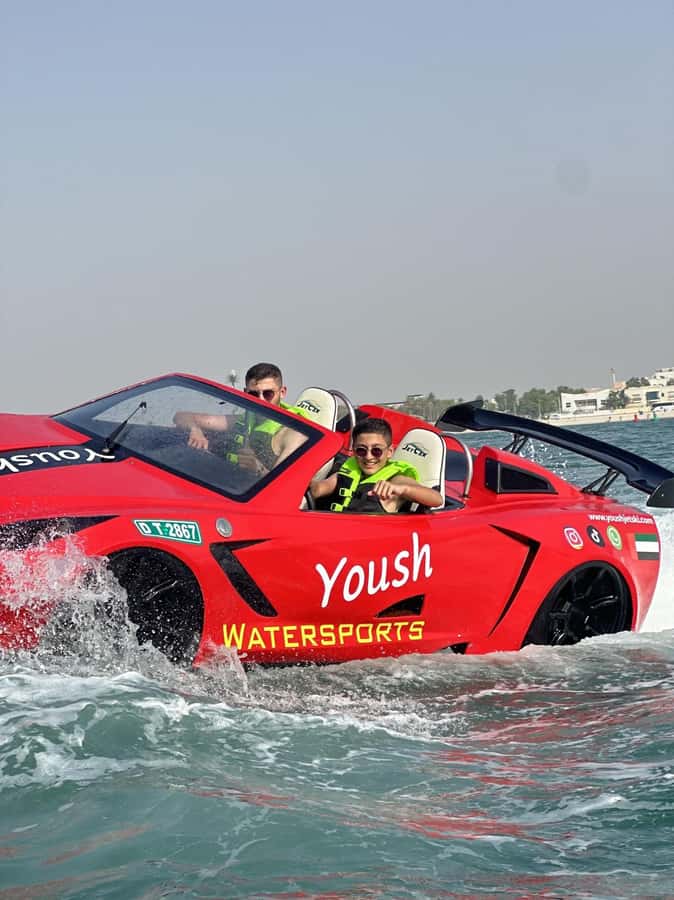 Dubai: Jet Ski 30Min & 30Min Jet Car Burj Al Arab Adventure - Guides, pace, and the service on the water
