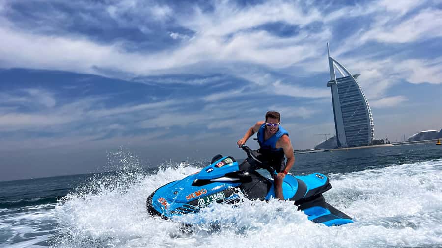 Dubai Jet Ski: Burj Khalifa, Burj Al Arab, Pics & Ice Cream! - Key points to know before you book