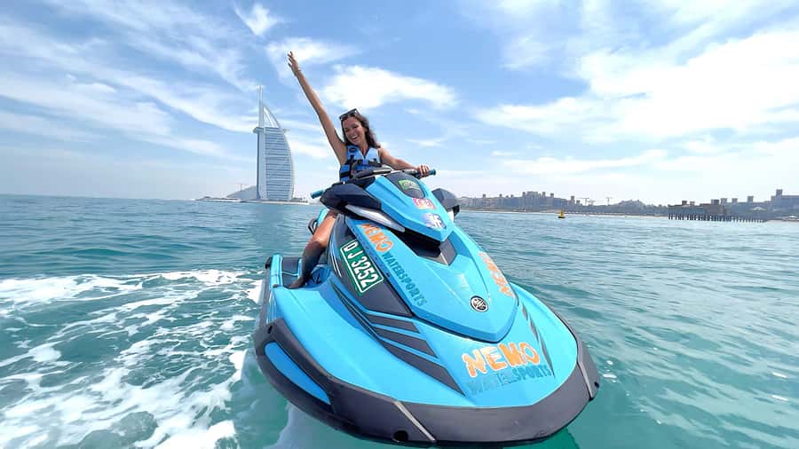 Dubai Jet Ski: Burj Khalifa, Burj Al Arab, Pics & Ice Cream! - Who will enjoy this ride most?