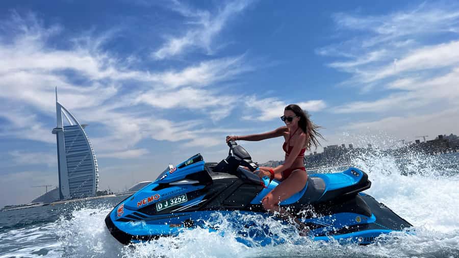 Dubai: Jet Ski to Atlantis with Videos, Photos and Ice Cream - Around Palm Jumeirah and Atlantis The Royal