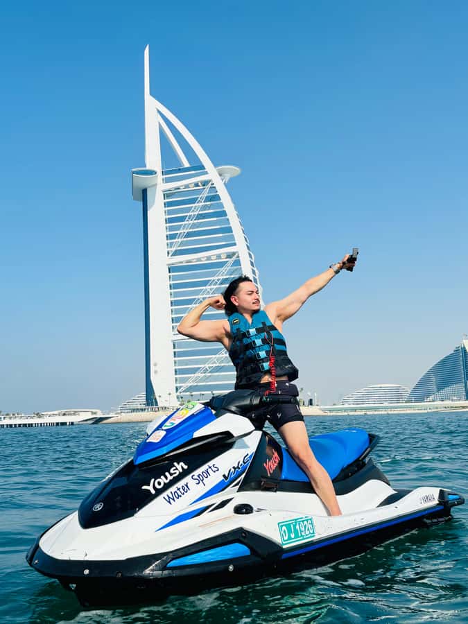 Dubai: Jet Ski Tour of Burj Al Arab with Photos - Riding toward Burj Al Arab