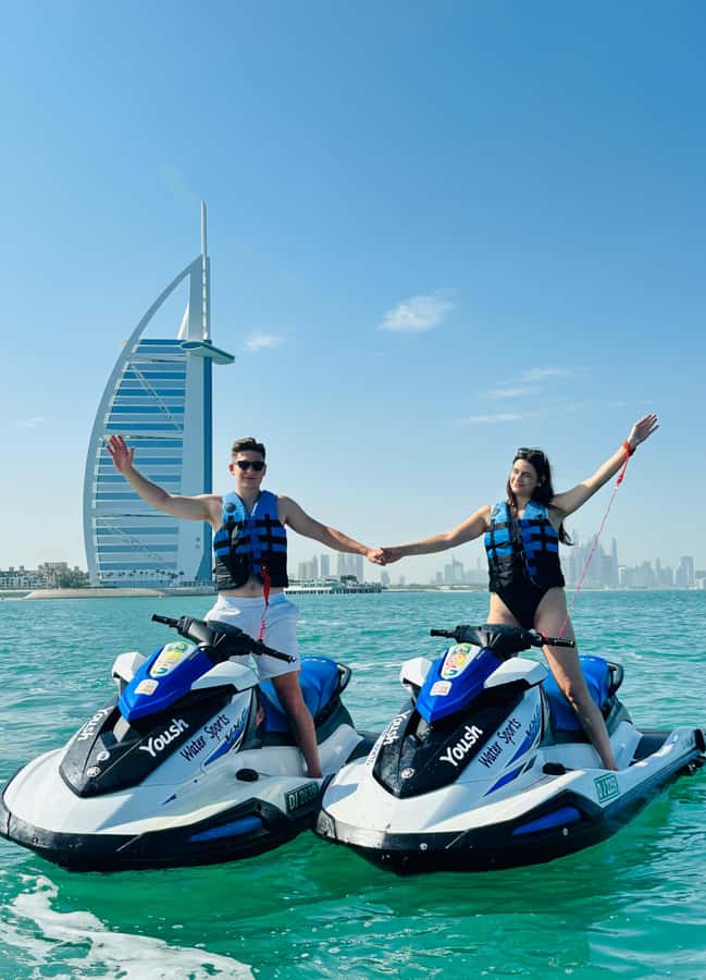 Dubai: Jetski Adventure w/ Burj Khalifa & Burj Al Arab Views - The safety briefing and first minutes on the water