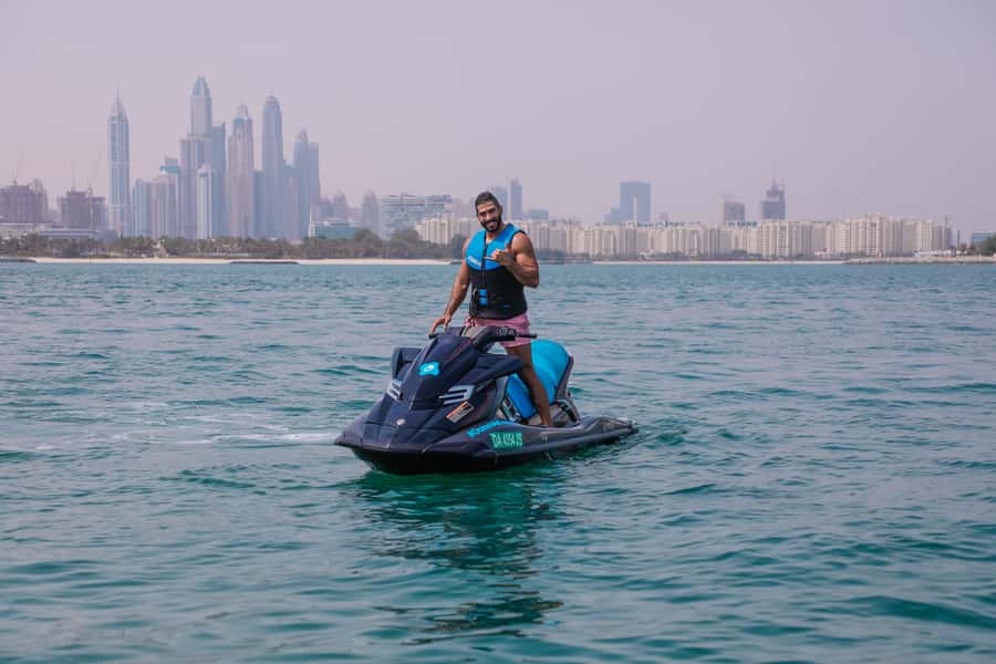 Dubai: Jetski Ride up to 2 People with Photos & Refreshments - Key points at a glance