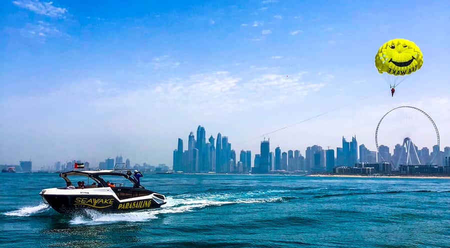 Dubai Jumeirah Parasailing adventure with breathtaking views - Safety briefing and getting ready