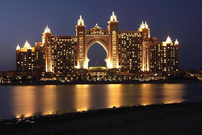 Dubai Layover Night Experience | See the City of Lights - Zabeel Palace adds a glimpse of royal Dubai