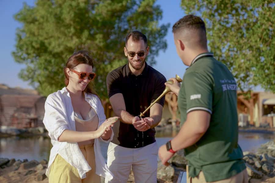 Dubai: Luxury Balloon Flight with Michelin-Curated Breakfast - One hour above the desert at sunrise