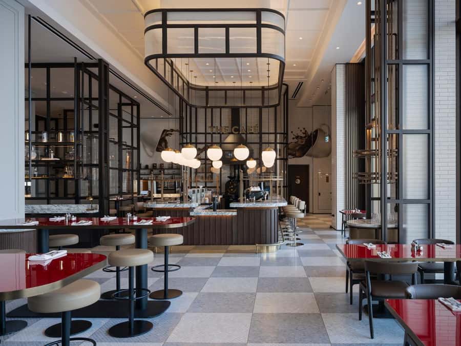 Dubai: Luxury Dinner Buffet at Gastronomy Atlantis The Royal - Who will enjoy Gastronomy most