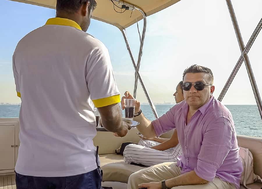 Dubai: Luxury Sunset Yacht Tour with Snacks and Drinks - Passing Atlantis and the Palm