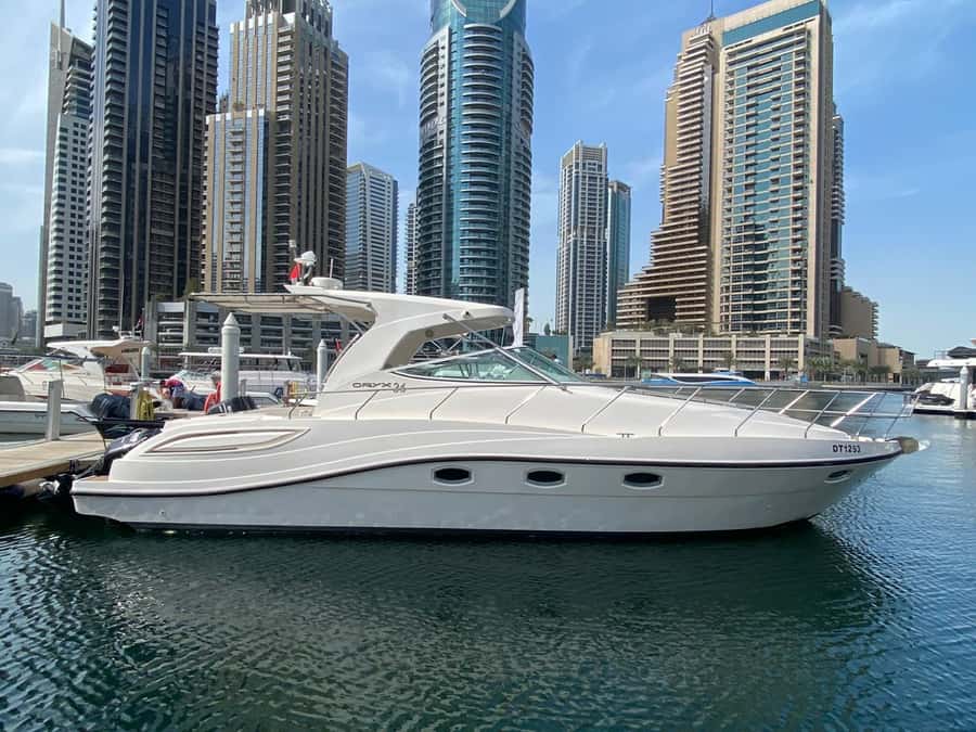Dubai Marina: 2-Hour Mini Yacht Ride - Atlantis Gives the Cruise Its Big Photo Moment