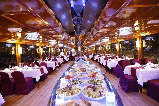 Dubai Marina 2-Hour Romantic Cruise Dinner - The onboard shows: Tanura, magic, and puppetry