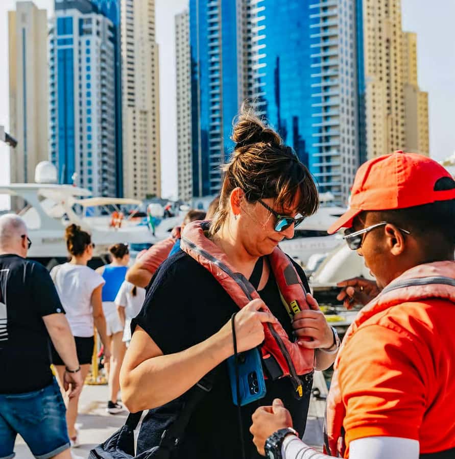Dubai: Marina, Atlantis, Palm & Burj Al Arab Speedboat Tour - Getting to Xclusive Yachts at Dubai Marina
