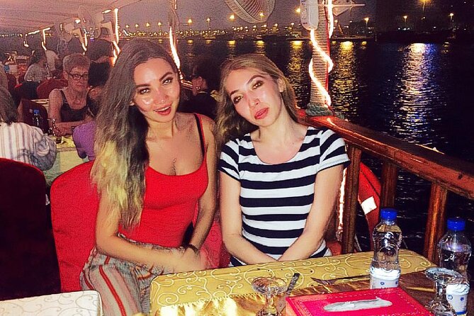 Dubai Marina Dinner Cruise - Buffet dinner: international dishes with Arabic and Emirati choices