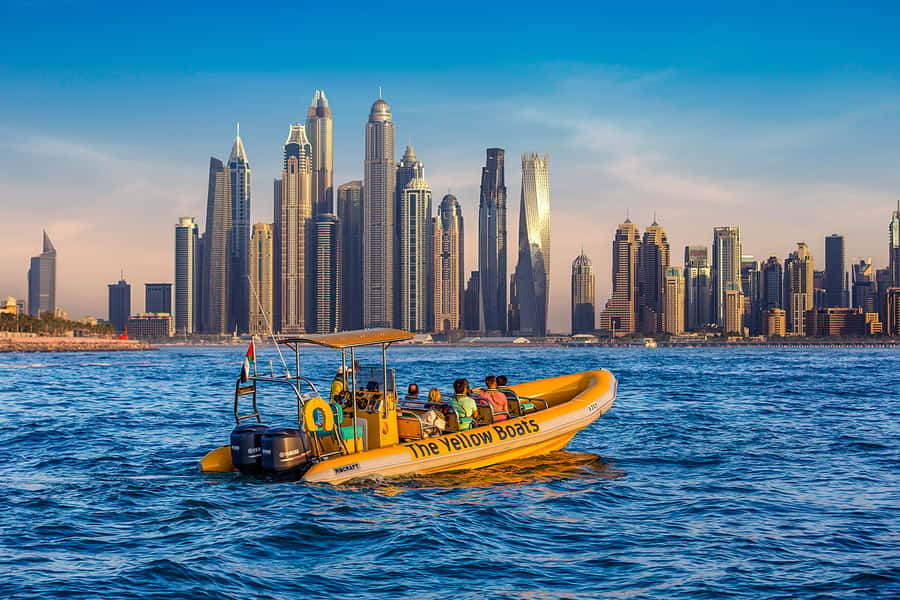 Dubai Marina: Guided Sightseeing Tour by Speedboat - Key points to know before booking