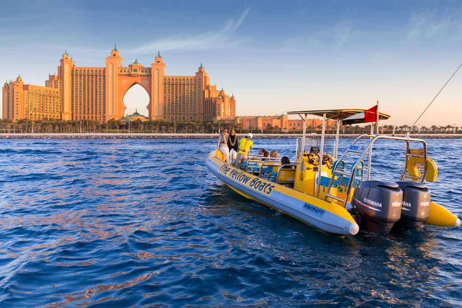 Dubai Marina: Guided Sightseeing Tour by Speedboat - Dubai Marina by RIB: sightseeing with a jolt