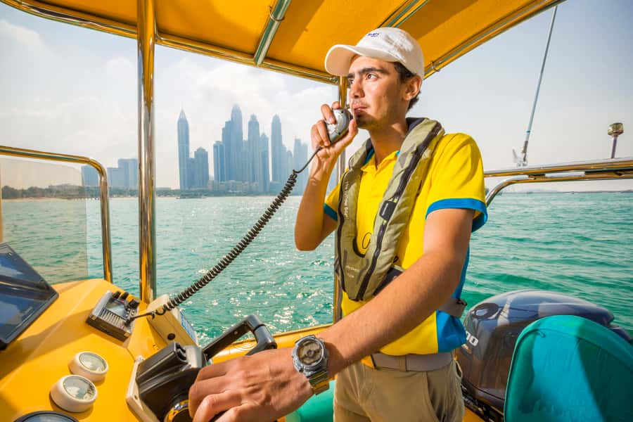Dubai Marina: Guided Sightseeing Tour by Speedboat - Atlantis and Atlantis The Royal
