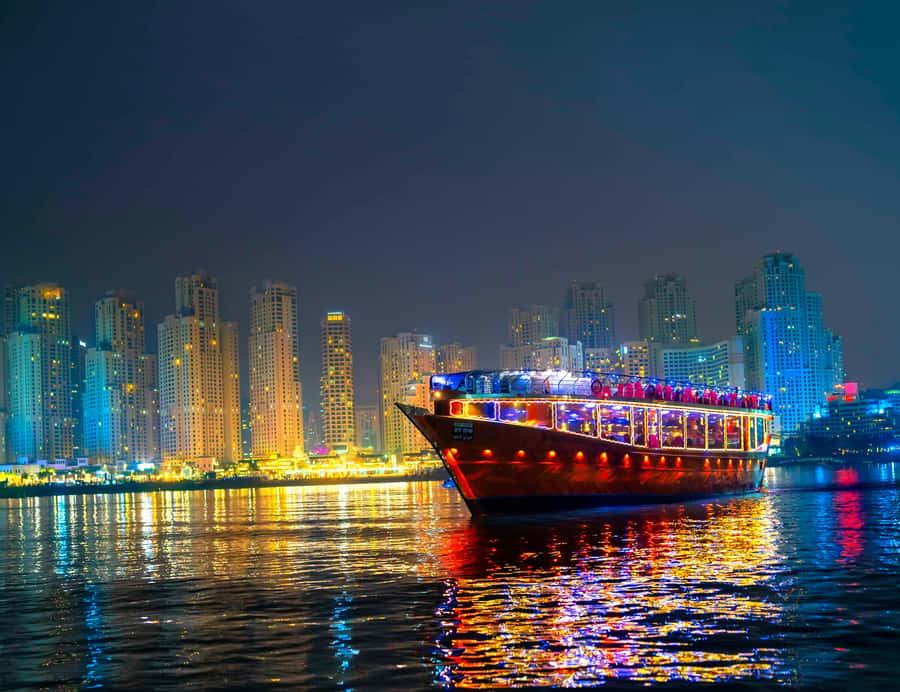 Dubai: Marina Luxury Dhow Dinner Cruise - What Dinner Is Like on the Dhow