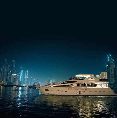 Luxury Yacht Tour with Breakfast or BBQ Option
