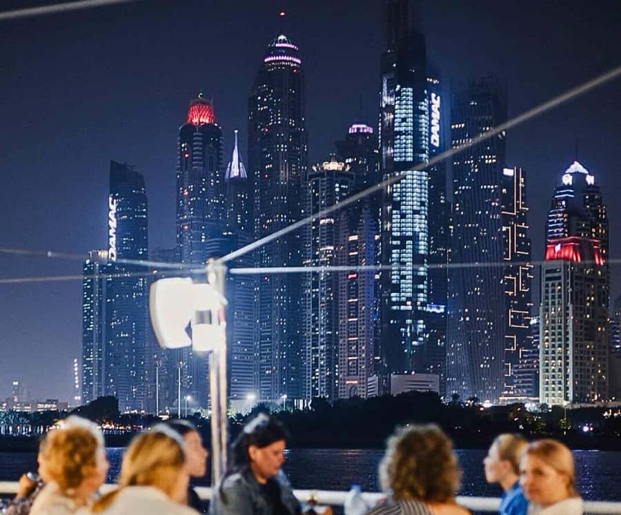 Dubai: Marina Premium Dinner Cruise with Unlimited Drinks - Setting sail from Dubai Marina